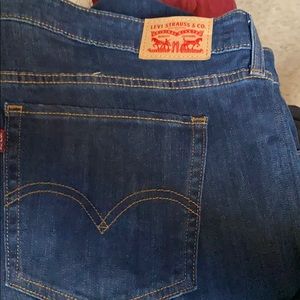 Levi’s jeans 415 classic boot